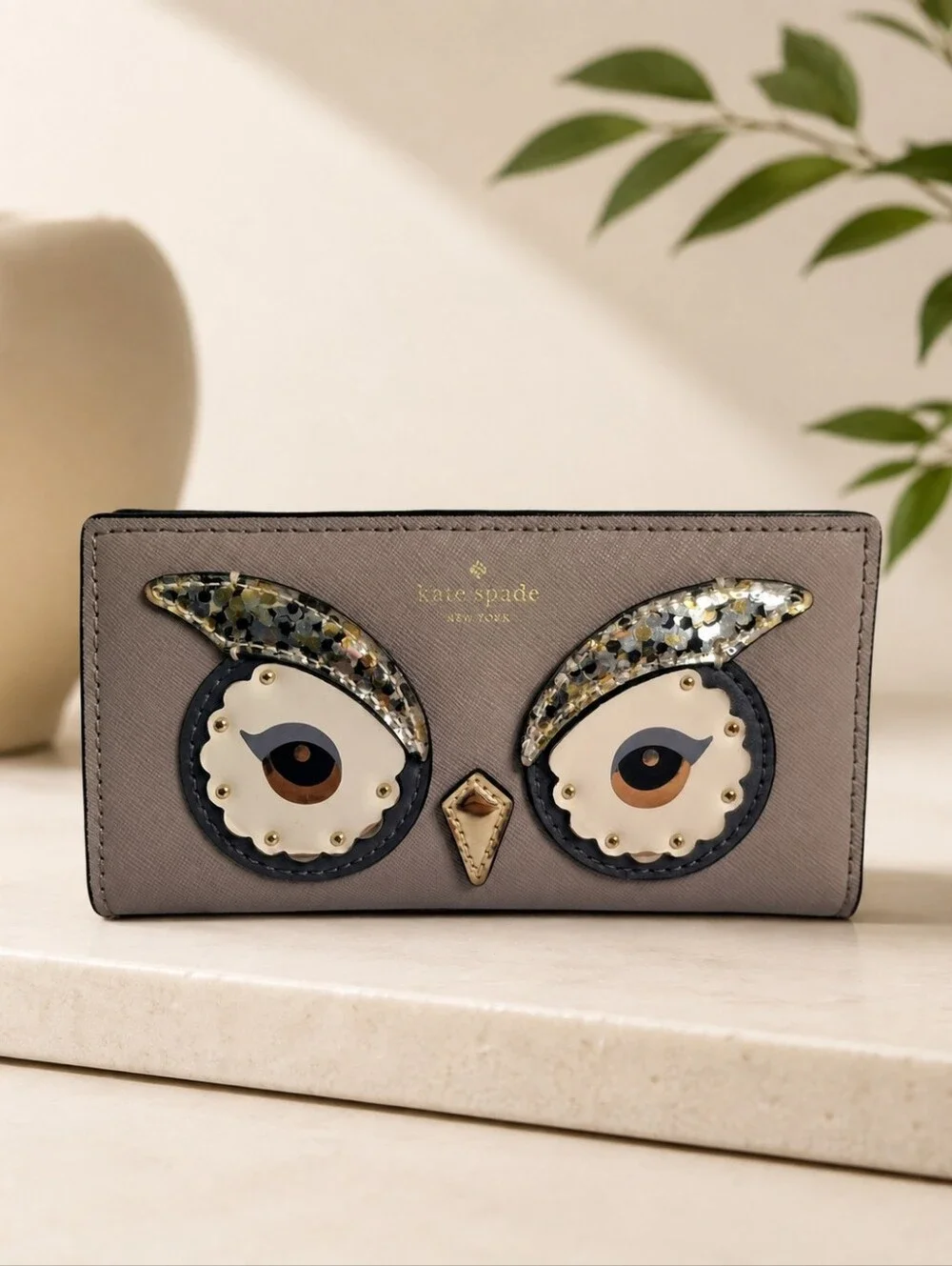 Kate Spade Novelty Star Bright Owl Stacy Saffiano Leather Wallet Gray Glitter
